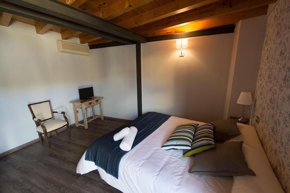Rustik Hostal Rural Hotel Molinaseca Luaran gambar